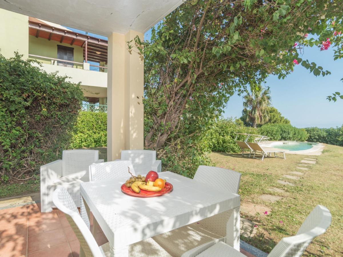 Apartment Stella Con Piscina Comune - Rei100 By Interhome คอสตาเรย์ ภายนอก รูปภาพ